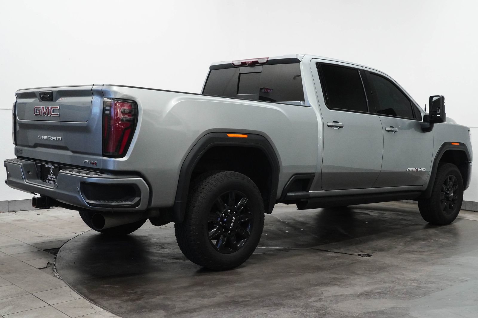 2024 Gmc Sierra 2500 HD AT4 photo 2