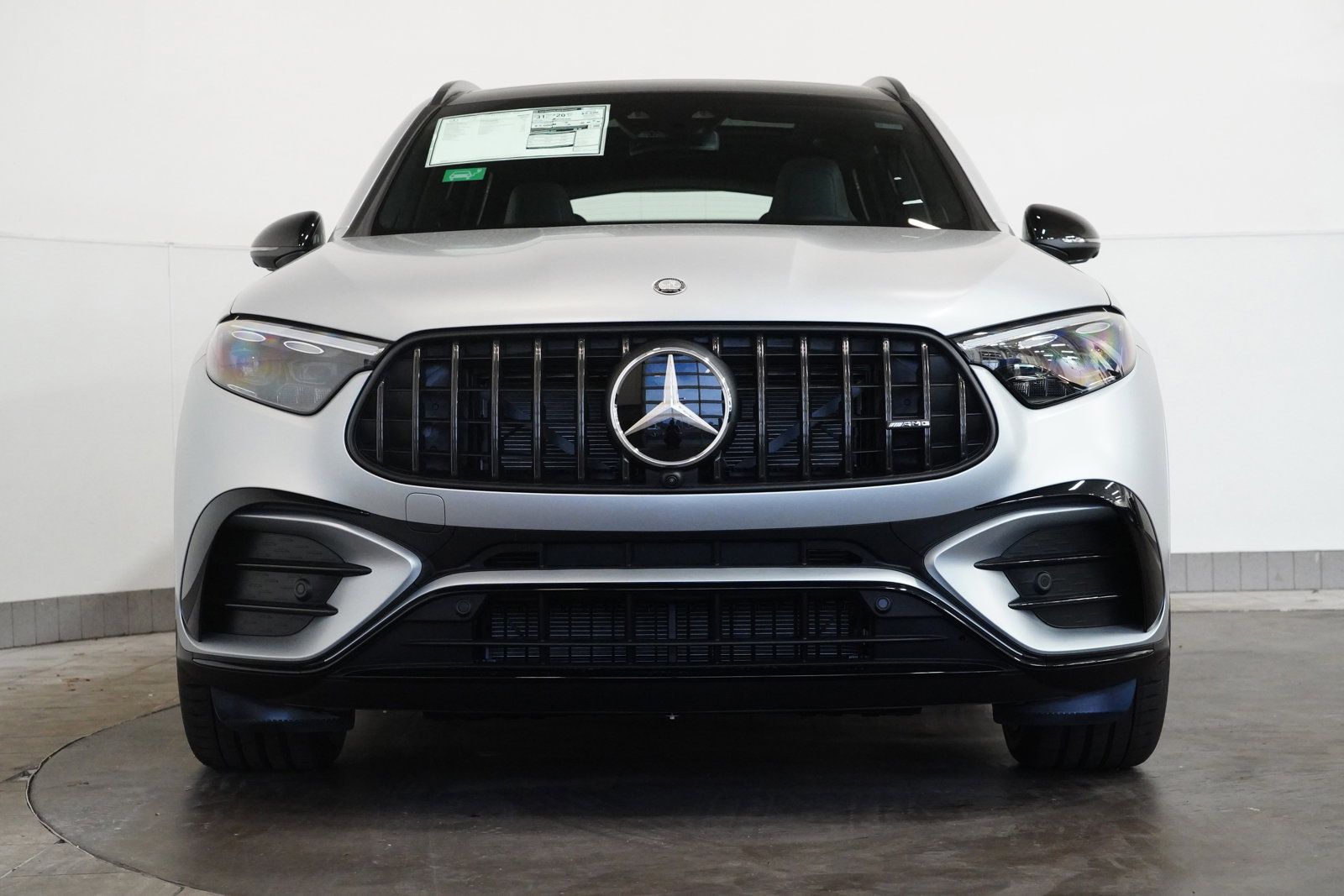 2025 Mercedes Benz GLC AMG 63 S E PERFORMANCE photo 2