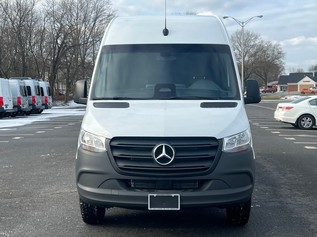 2025 Mercedes-Benz Sprinter Cargo Van Base's photo