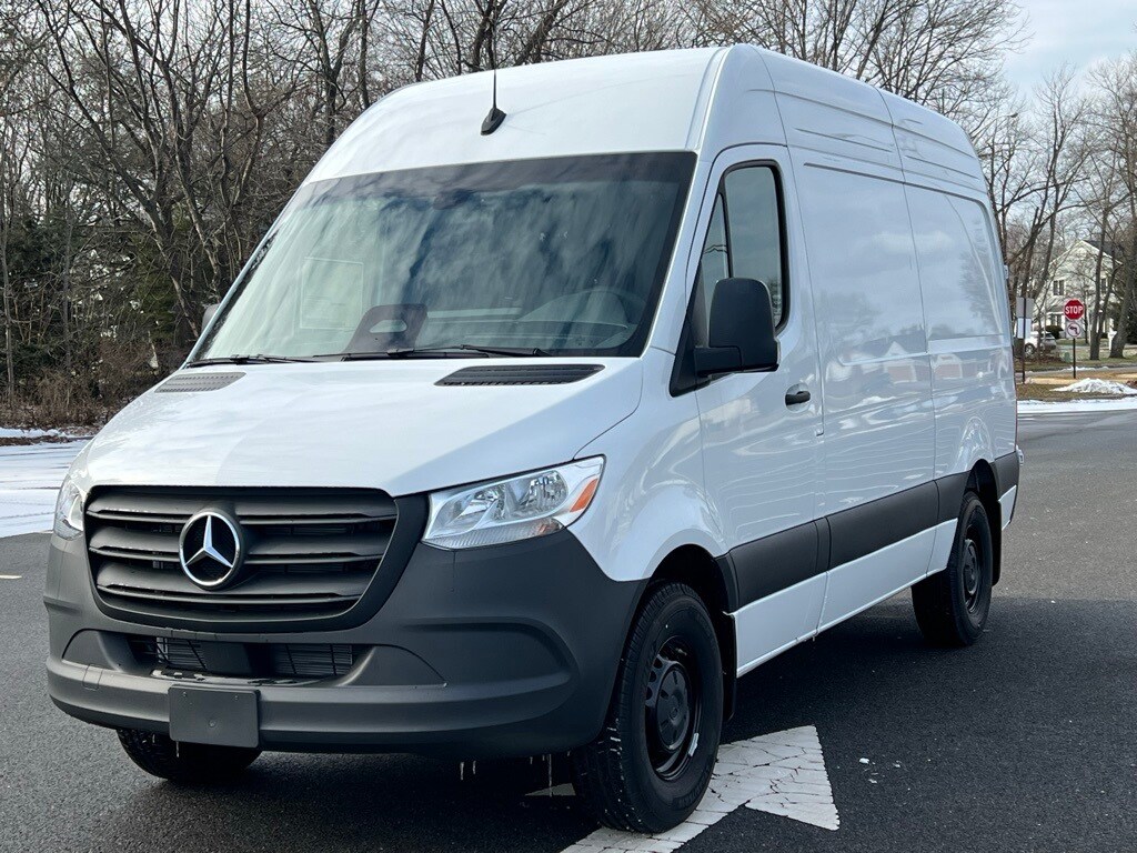 New 2025 Mercedes-Benz Sprinter 2500 Cargo 144 WB Cargo Van