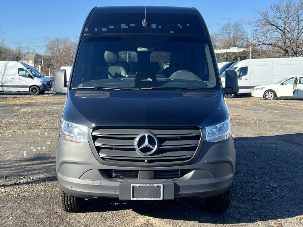 New 2025 Mercedes-Benz Sprinter 2500 Passenger 144 WB Minivan/Van