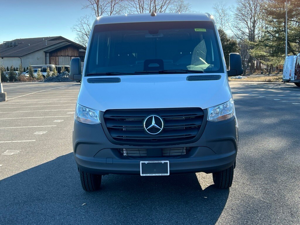 2025 Mercedes-Benz Sprinter Cargo Van Base's photo
