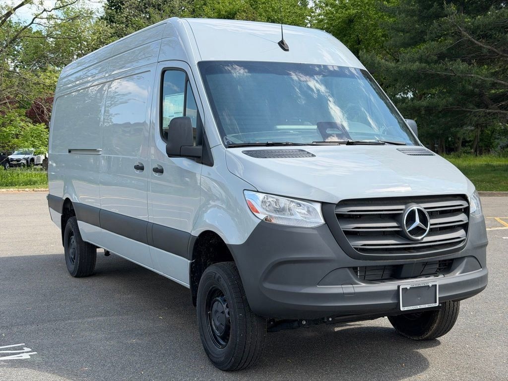 New 2025 Mercedes-Benz Sprinter 2500 Cargo 170 WB Cargo Van