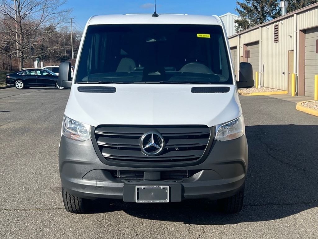 2025 Mercedes-Benz Sprinter Cargo Van Base's photo