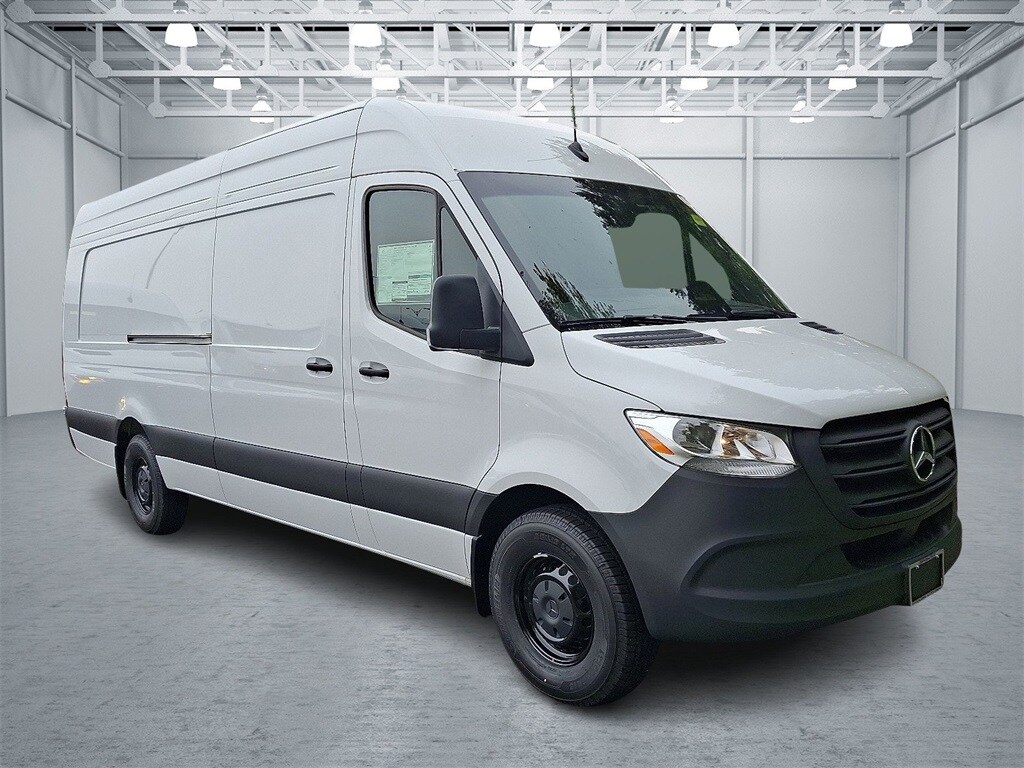 New 2025 Mercedes-Benz Sprinter 2500 Cargo 170 WB Cargo Van