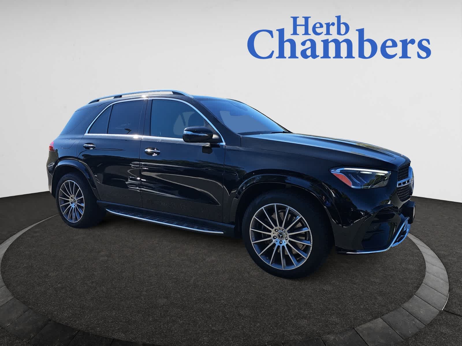 2025 Mercedes-Benz GLE GLE450E's photo