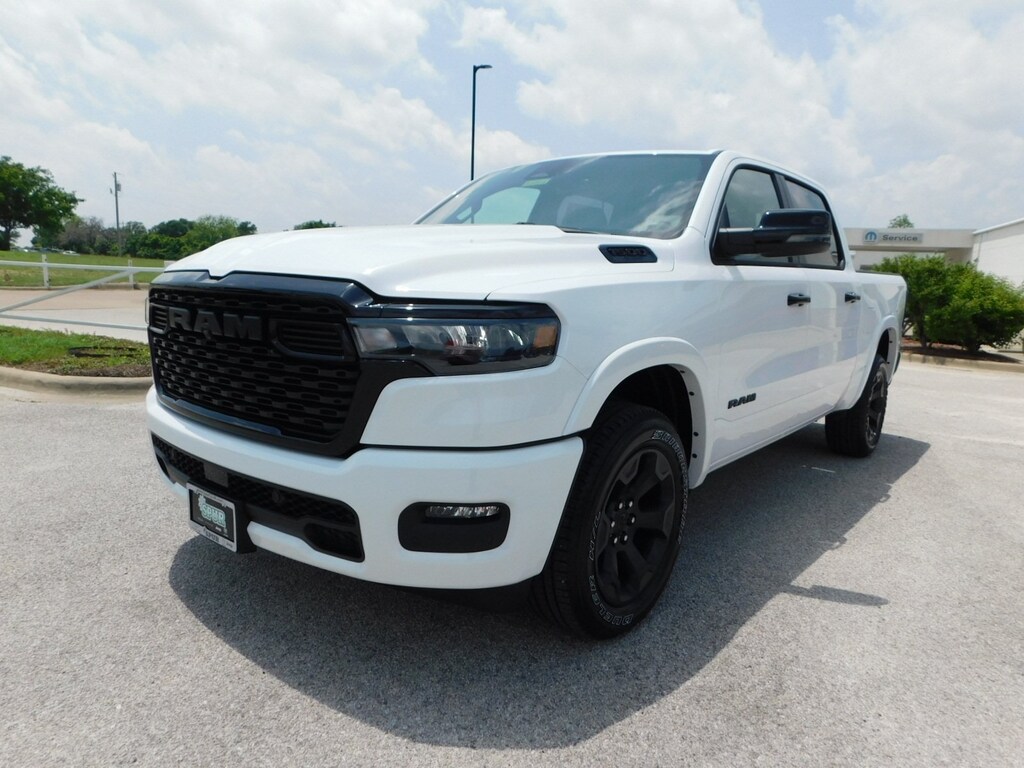 New 2025 Ram 1500 LONE STAR CREW CAB 4X4 5'7 BOX For Sale Gatesville TX
