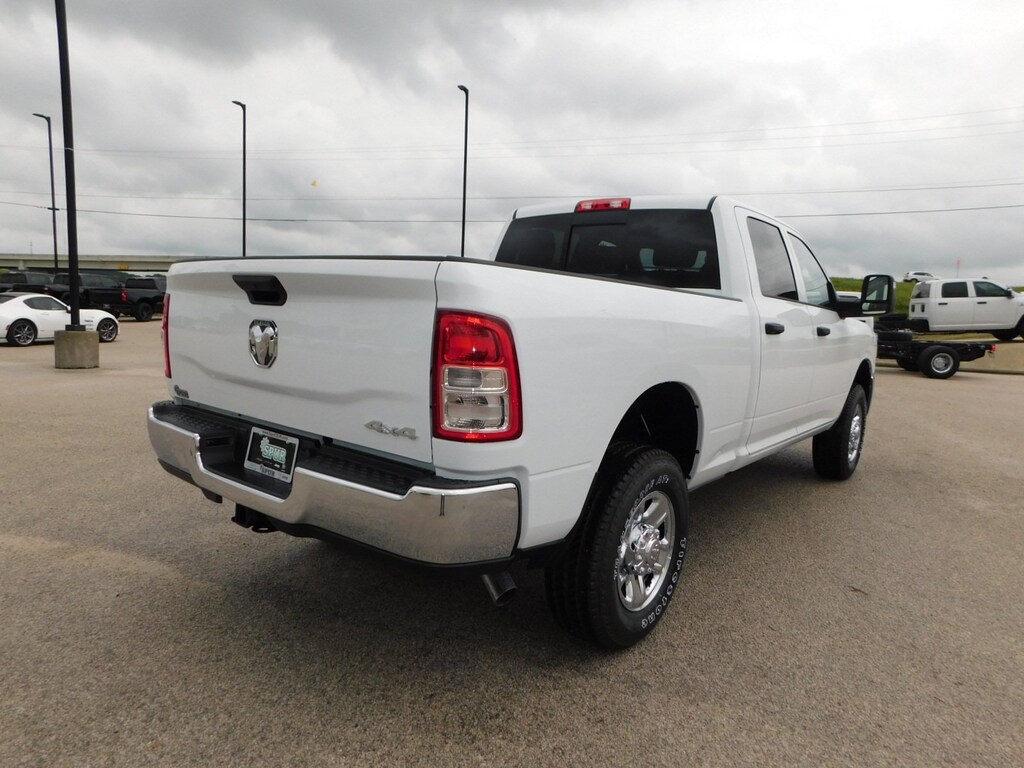 New 2024 Ram 2500 TRADESMAN CREW CAB 4X4 6'4' BOX For Sale Gatesville TX