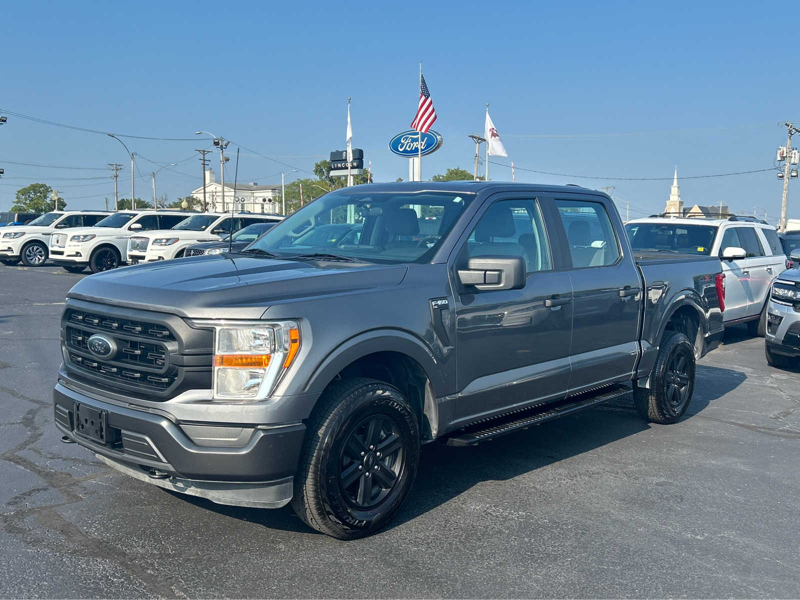 Used 2022 Ford F-150 XL with VIN 1FTEW1EP2NKE28843 for sale in Mount Vernon, IL