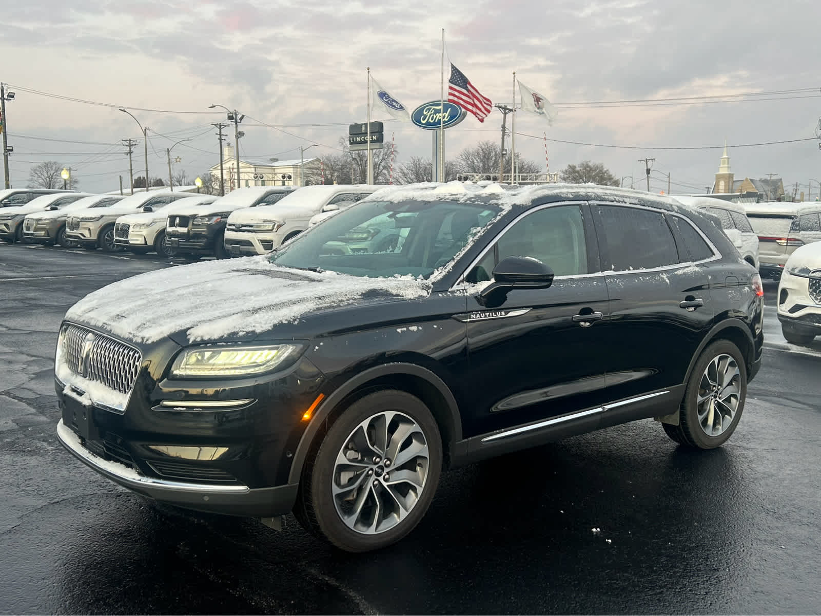 Used 2021 Lincoln Nautilus Reserve with VIN 2LMPJ8KP6MBL18617 for sale in Mount Vernon, IL