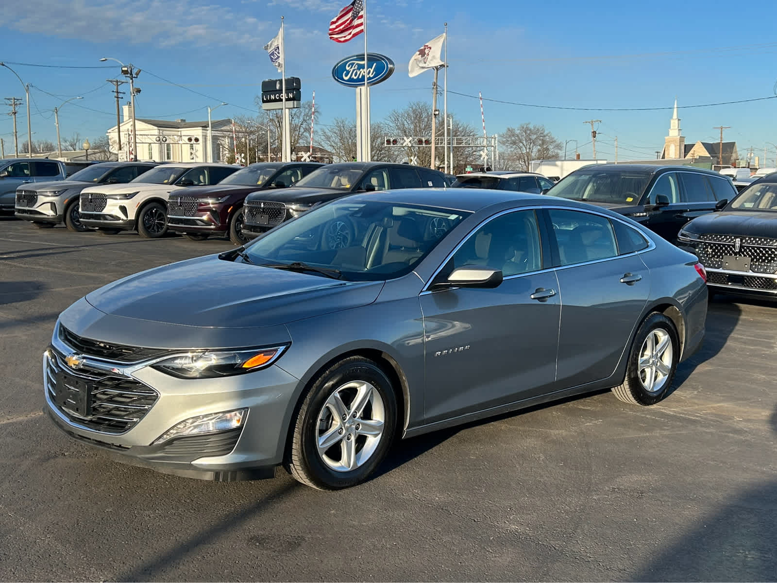 Used 2023 Chevrolet Malibu 1LT with VIN 1G1ZD5ST5PF215714 for sale in Mount Vernon, IL