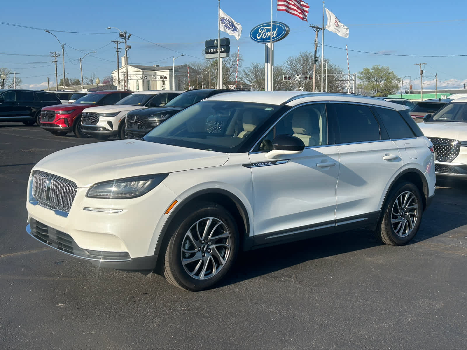 Used 2022 Lincoln Corsair Base with VIN 5LMCJ1D99NUL05840 for sale in Mount Vernon, IL