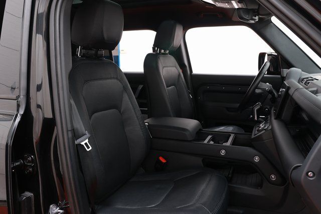 2024 Land Rover Defender X-Dynamic SE - Photo 16