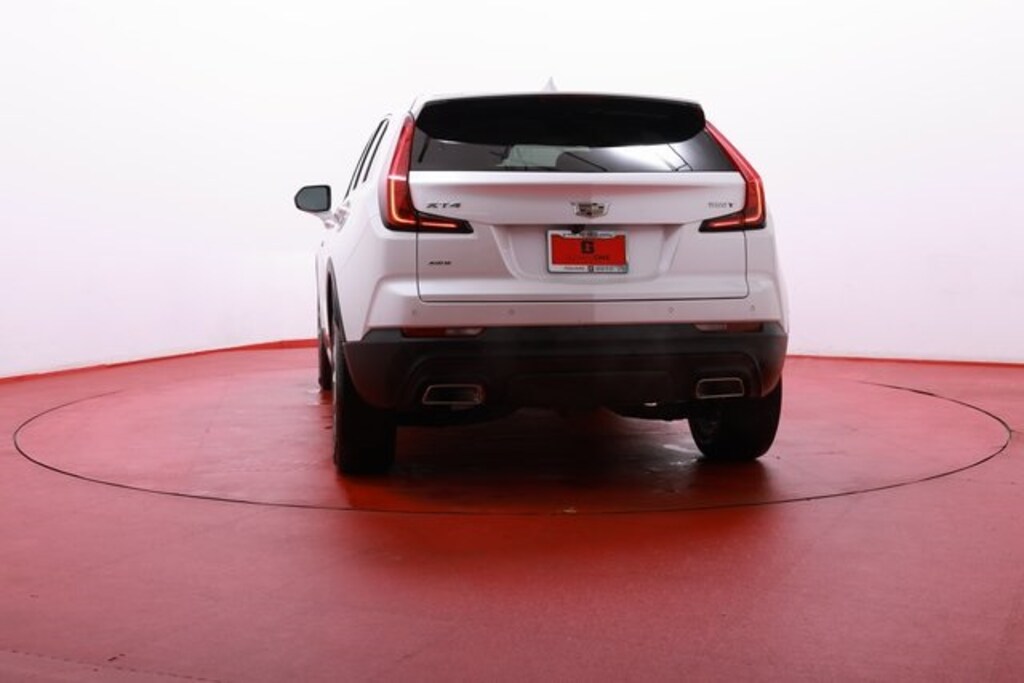 Used 2022 Cadillac XT4 Luxury SUV