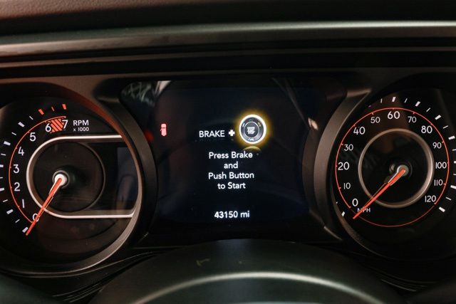 2025 Jeep Wrangler 4-Door Sahara - Photo 41