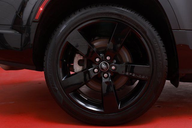 2024 Land Rover Defender X-Dynamic SE - Photo 26