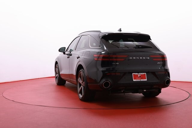 2023 Genesis GV70 3.5T Sport photo 3