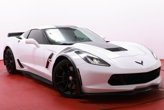 2017 Chevrolet Corvette 2LT's photo