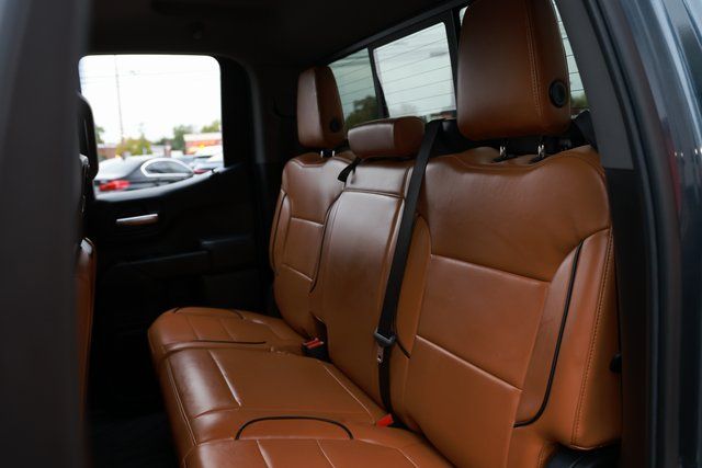 2019 Chevrolet Silverado 1500 LT - Photo 13