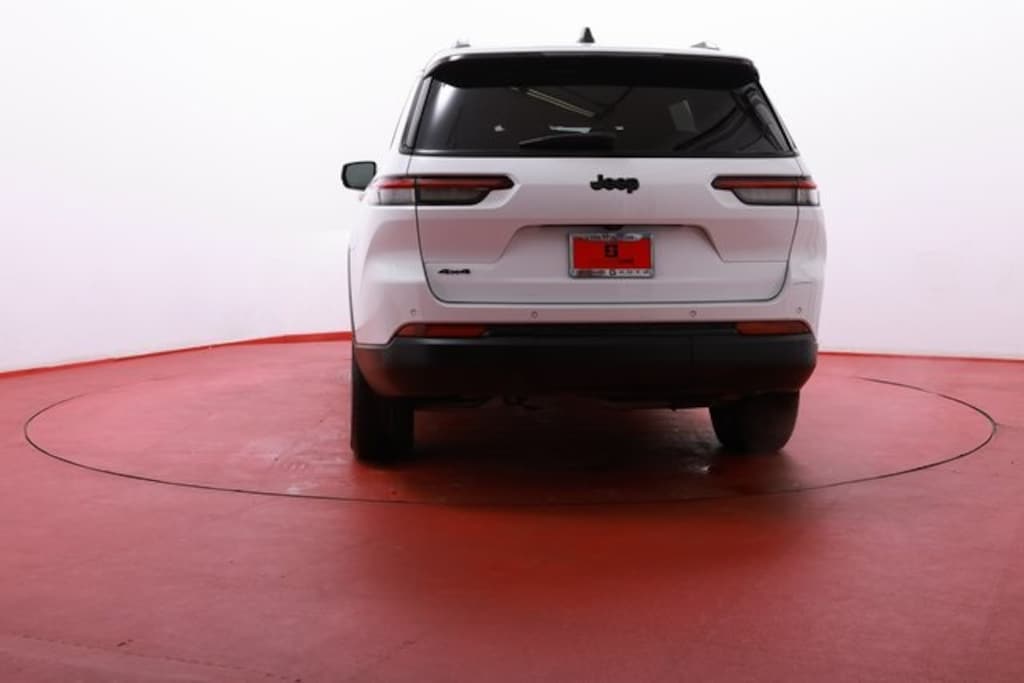 Used 2024 Jeep Grand Cherokee L Altitude SUV