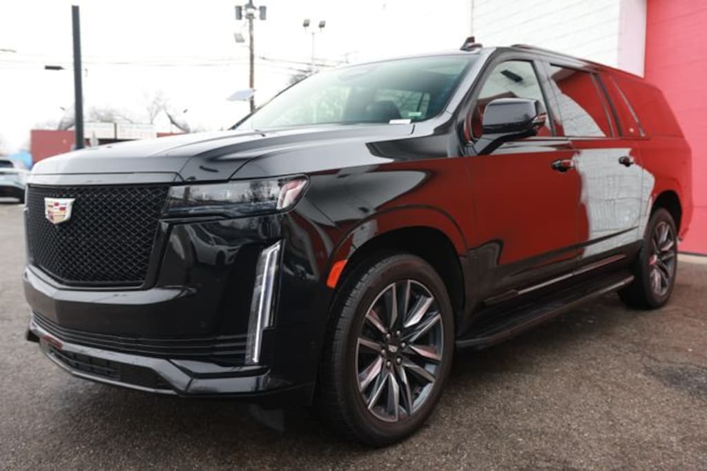 Used 2024 Cadillac Escalade ESV Sport SUV