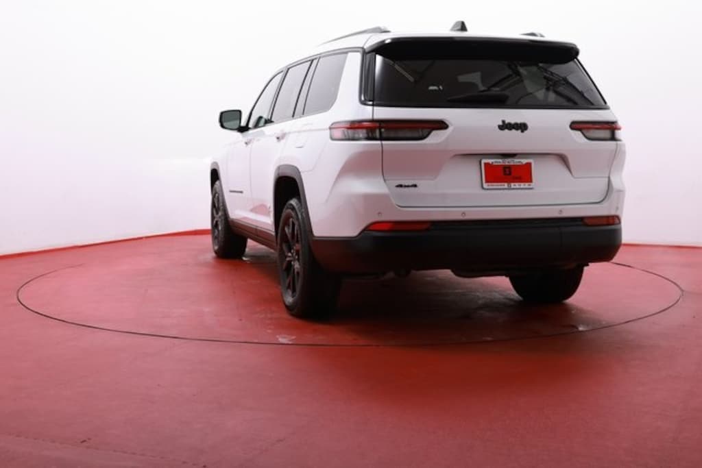 Used 2024 Jeep Grand Cherokee L Altitude SUV