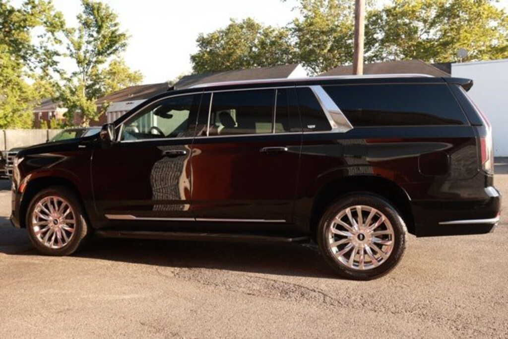 Used 2023 Cadillac Escalade ESV Premium SUV