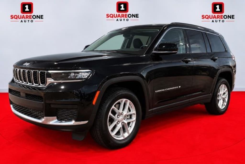 Used 2023 Jeep Grand Cherokee L Laredo SUV