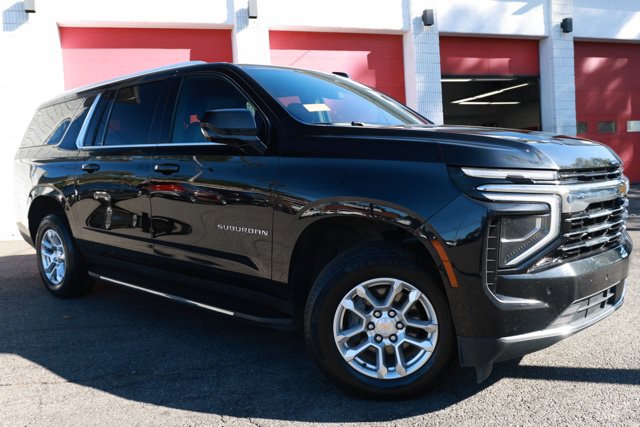 Used 2025 Chevrolet Suburban LT SUV