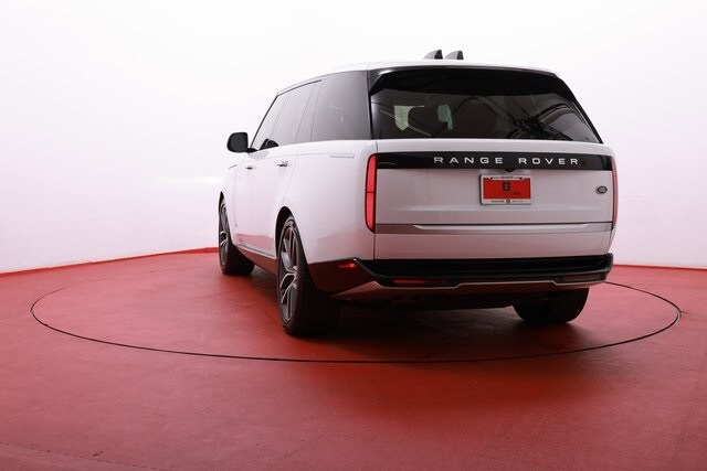 2023 Land Rover Range Rover Autobiography photo 3