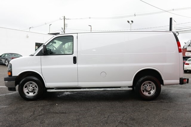 2023 Chevrolet Express 2500 Work Van photo 3