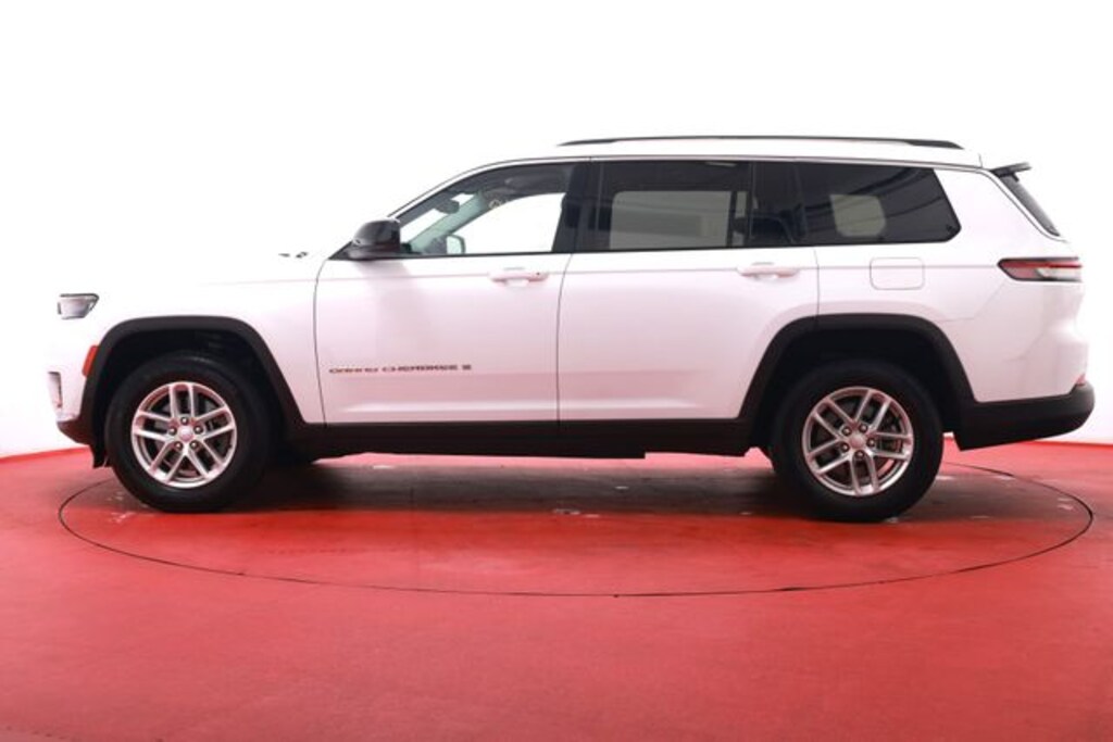 Used 2023 Jeep Grand Cherokee L Laredo SUV
