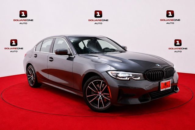 2020 BMW 3 Series 330i xDrive Sedan's photo