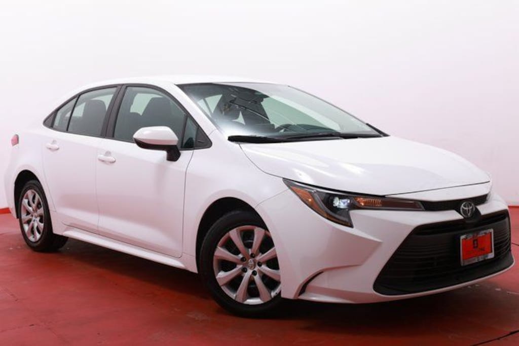 Used 2023 Toyota Corolla LE Sedan