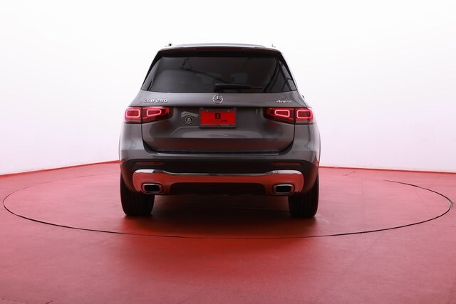 2020 Mercedes Benz GLB 250 photo 4