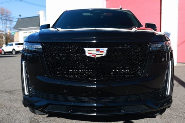 2023 Cadillac Escalade ESV Sport photo 2