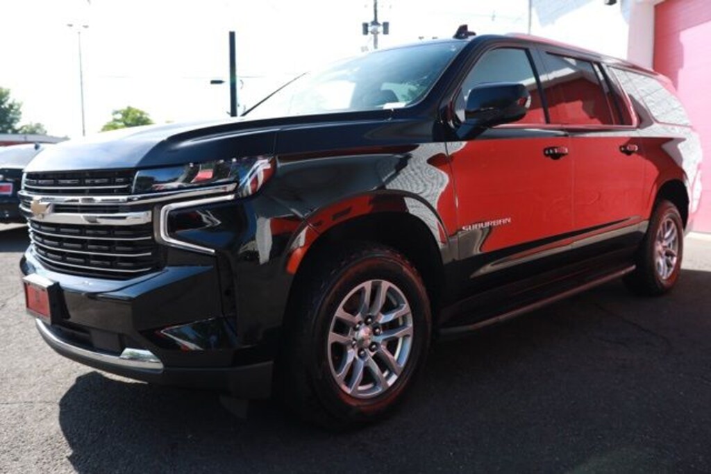 Used 2024 Chevrolet Suburban LT SUV