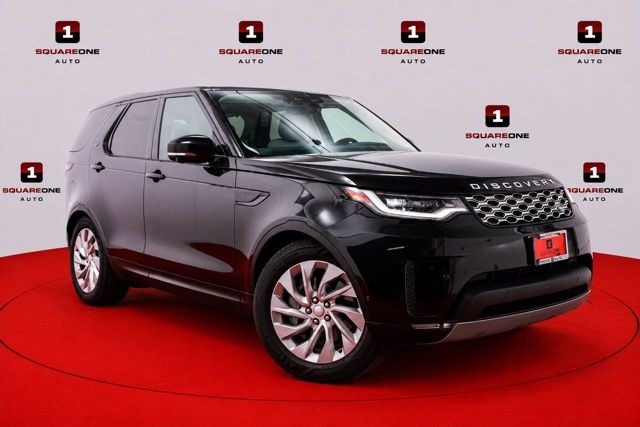 2025 Land Rover Discovery P300 S's photo