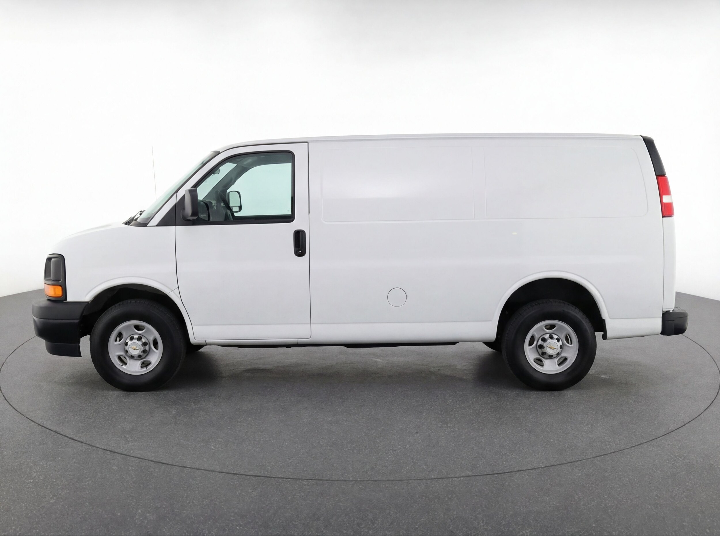 Thumbnail: 2025 Chevrolet Express - 4