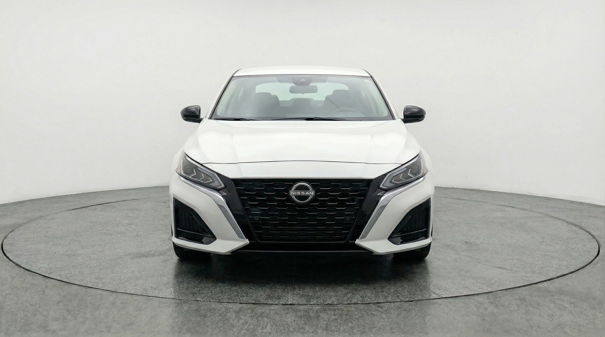 Thumbnail: 2025 Nissan Altima - 2