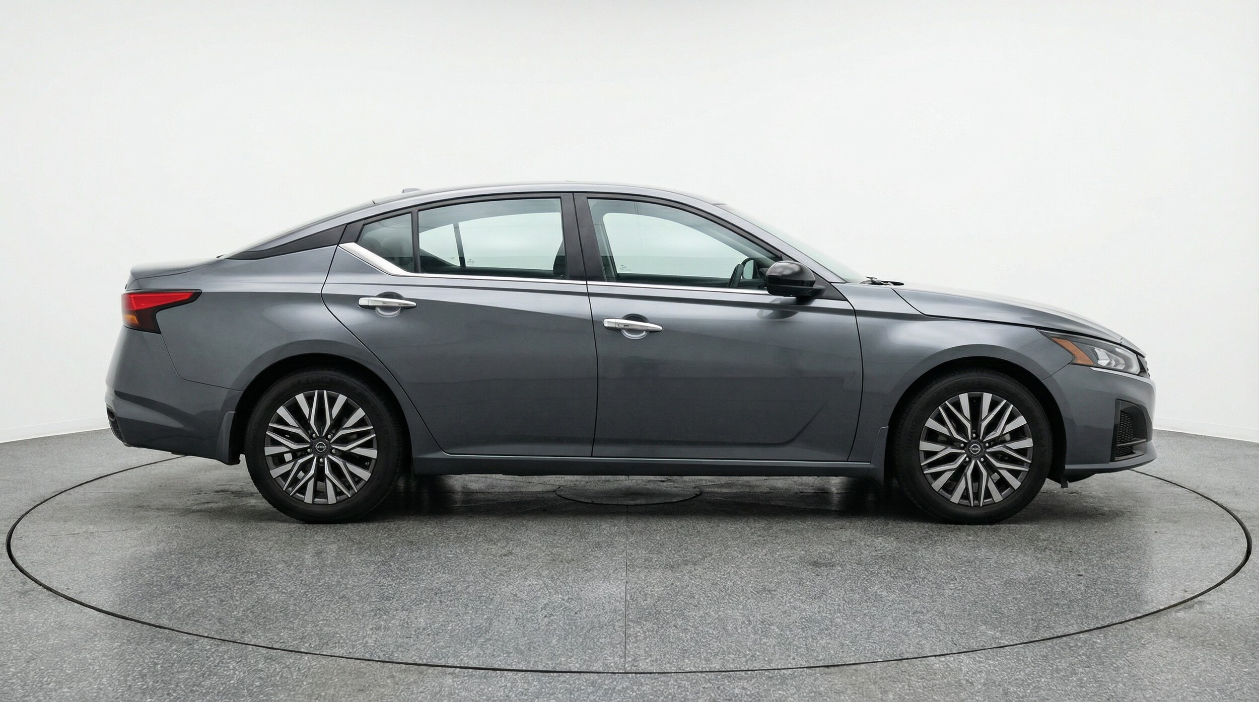 Thumbnail: 2025 Nissan Altima - 8