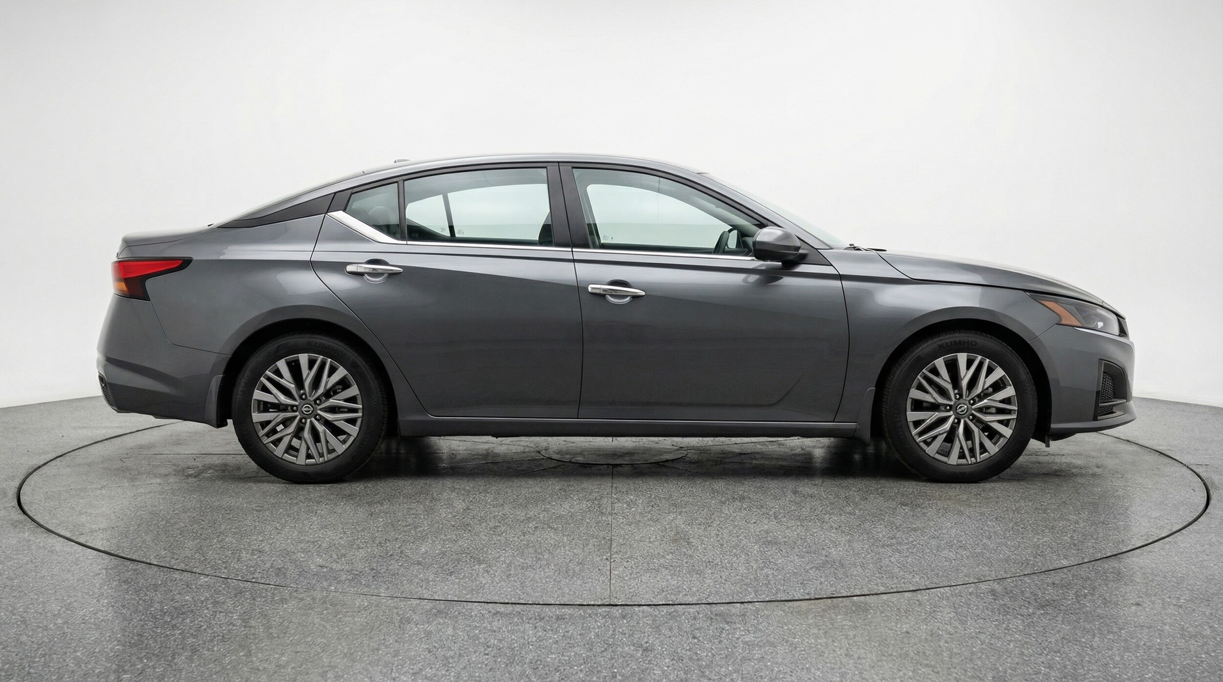 Thumbnail: 2025 Nissan Altima - 8