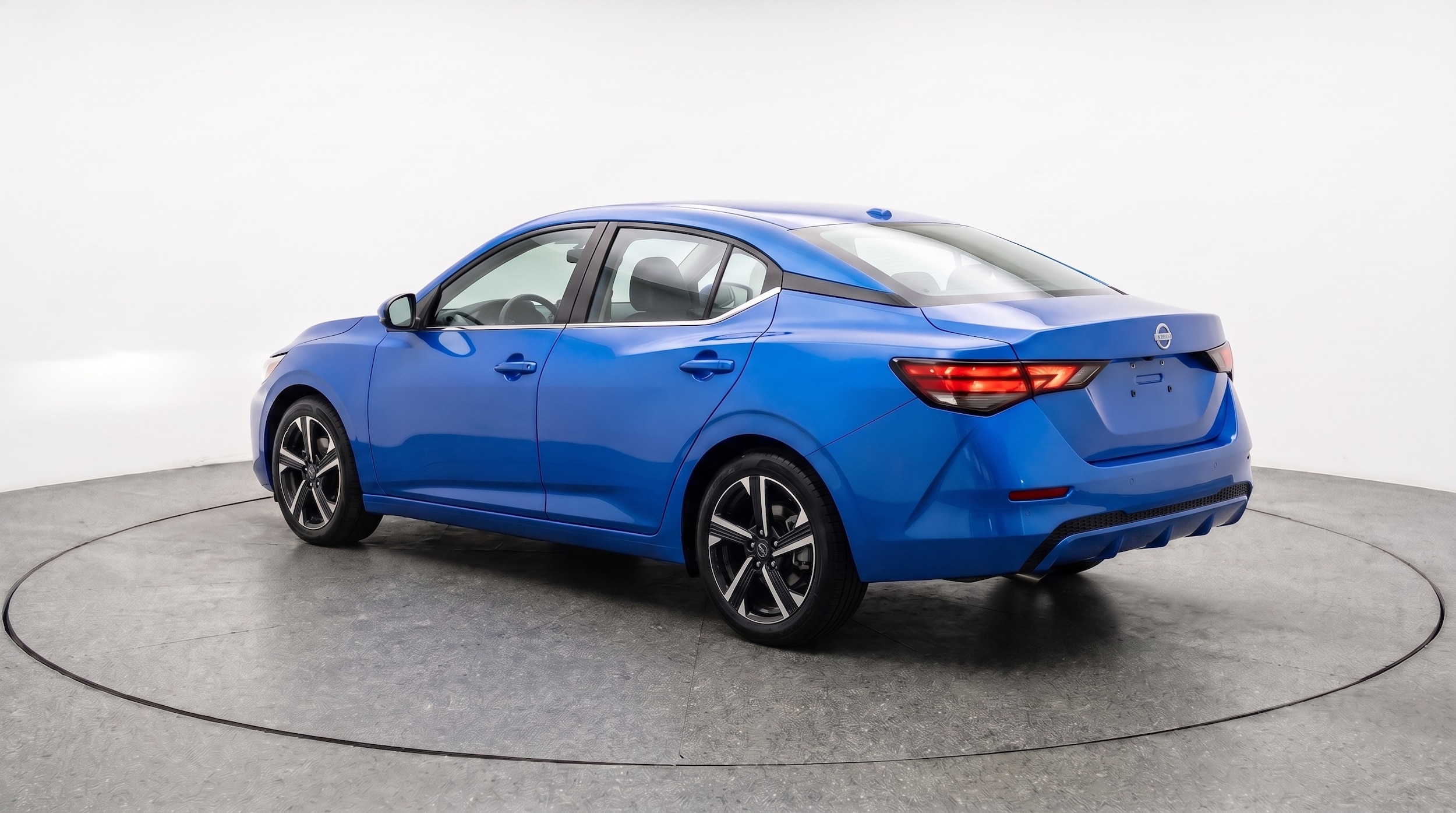 Thumbnail: 2025 Nissan Sentra - 5