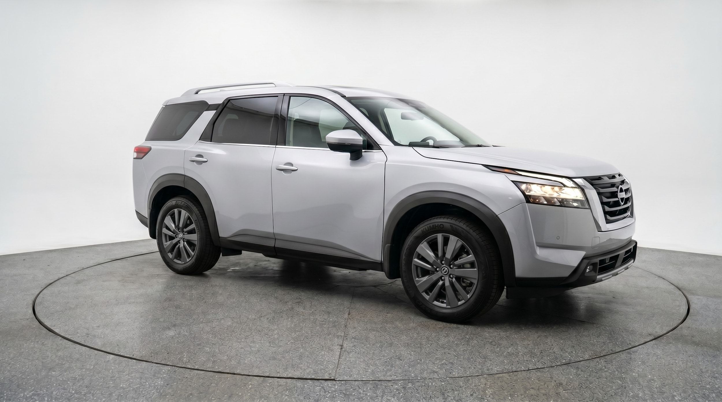 Thumbnail: 2025 Nissan Pathfinder - 1