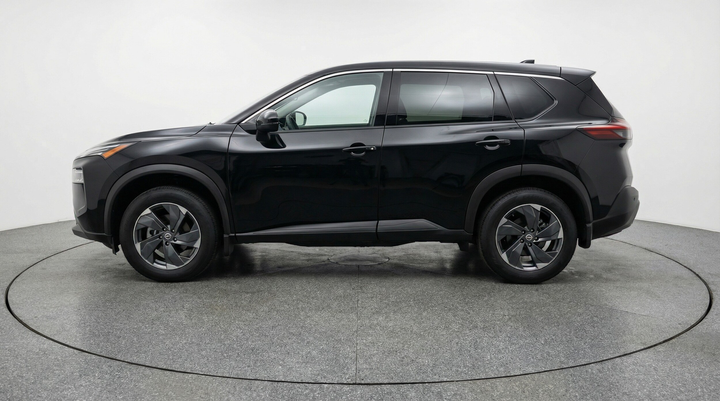 Thumbnail: 2025 Nissan Rogue - 4