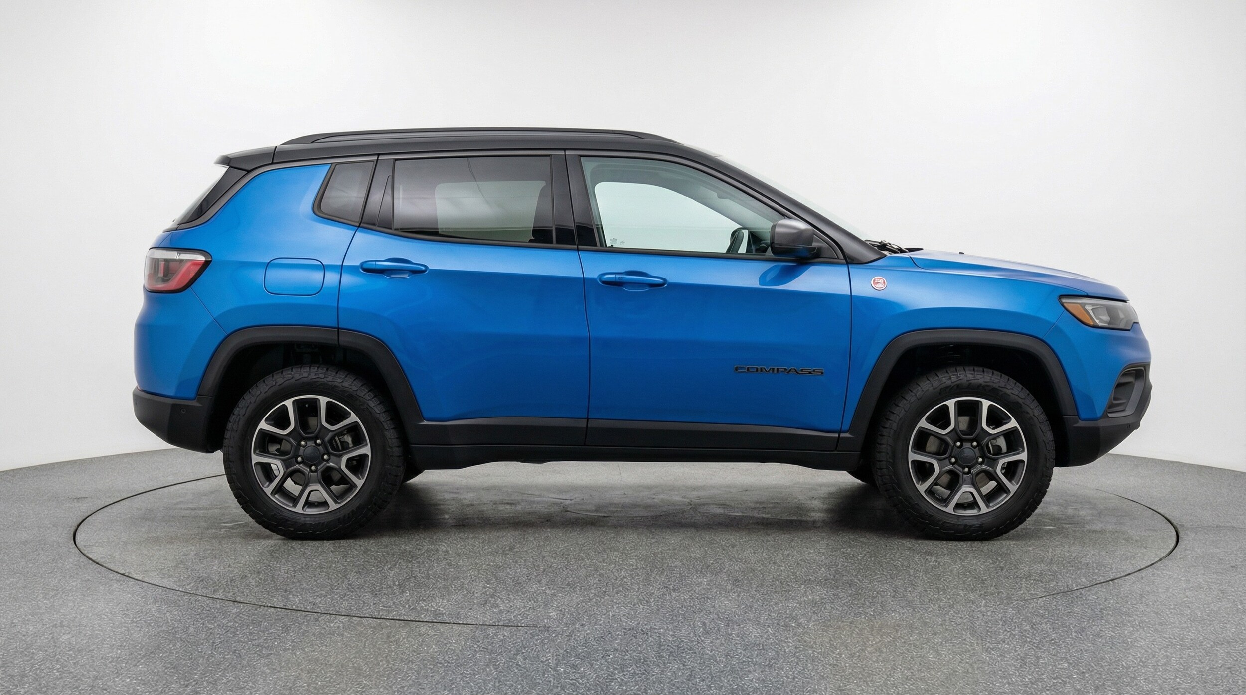 Thumbnail: 2025 Jeep Compass - 8