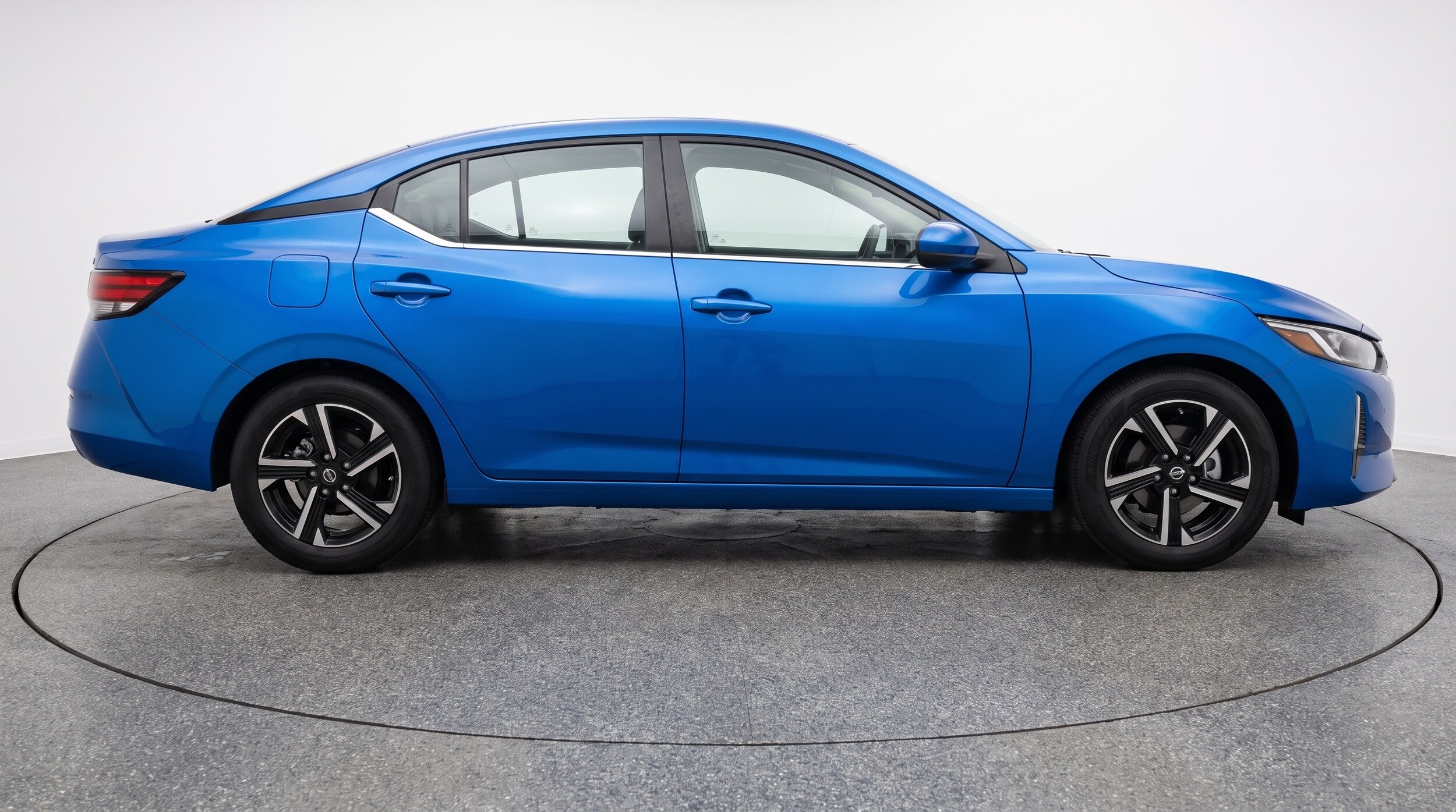 Thumbnail: 2025 Nissan Sentra - 8