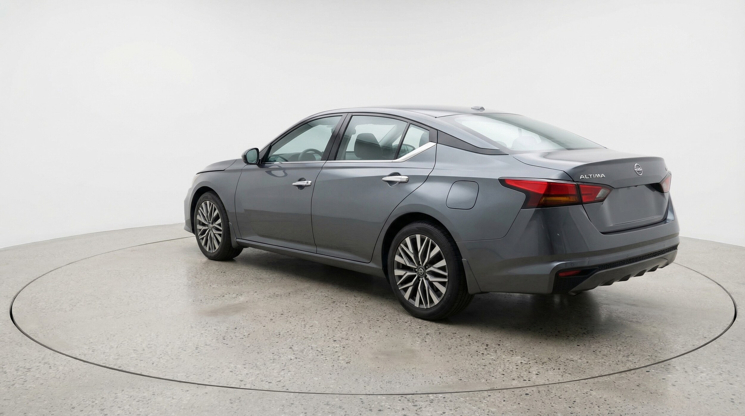 Thumbnail: 2025 Nissan Altima - 5