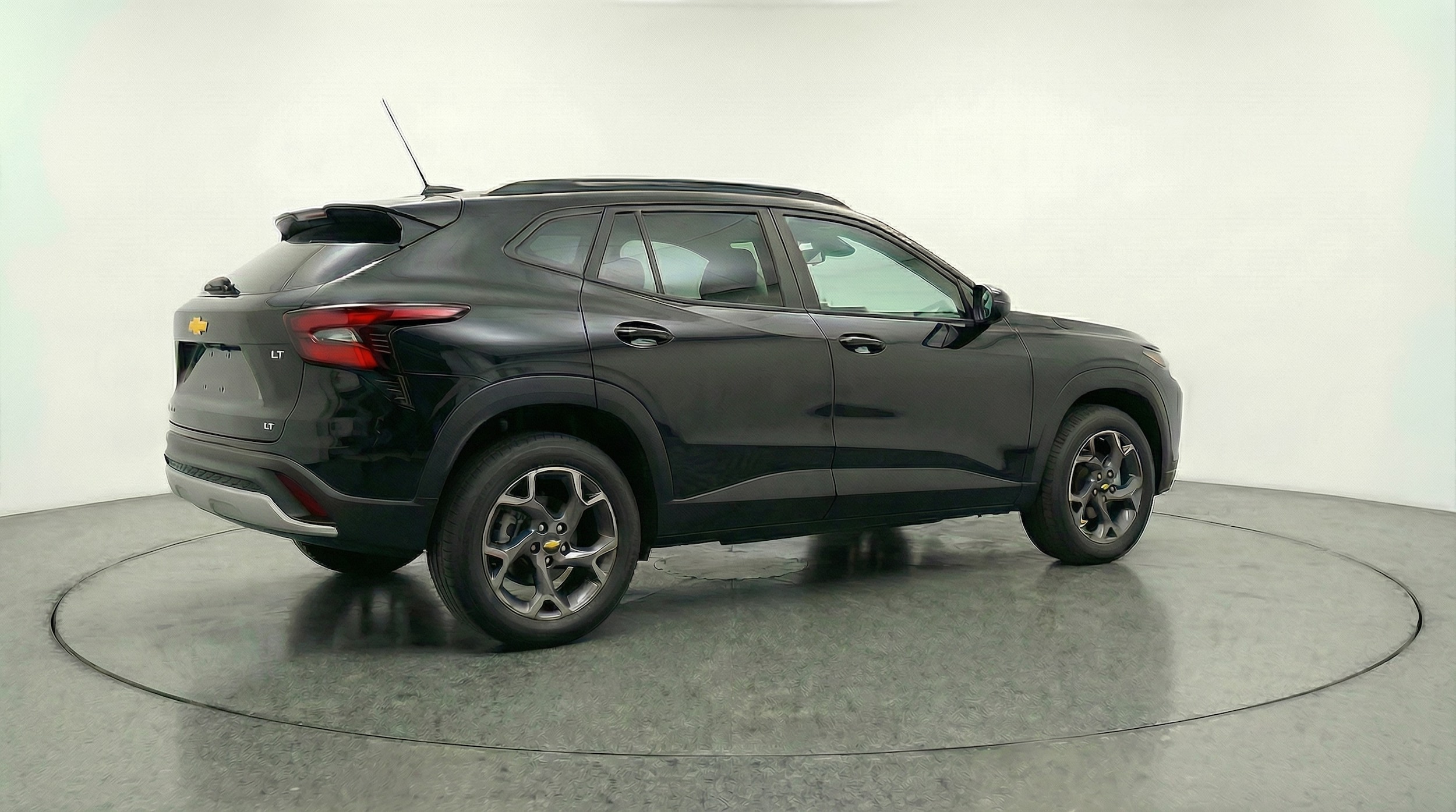 Thumbnail: 2025 Chevrolet Trax - 7