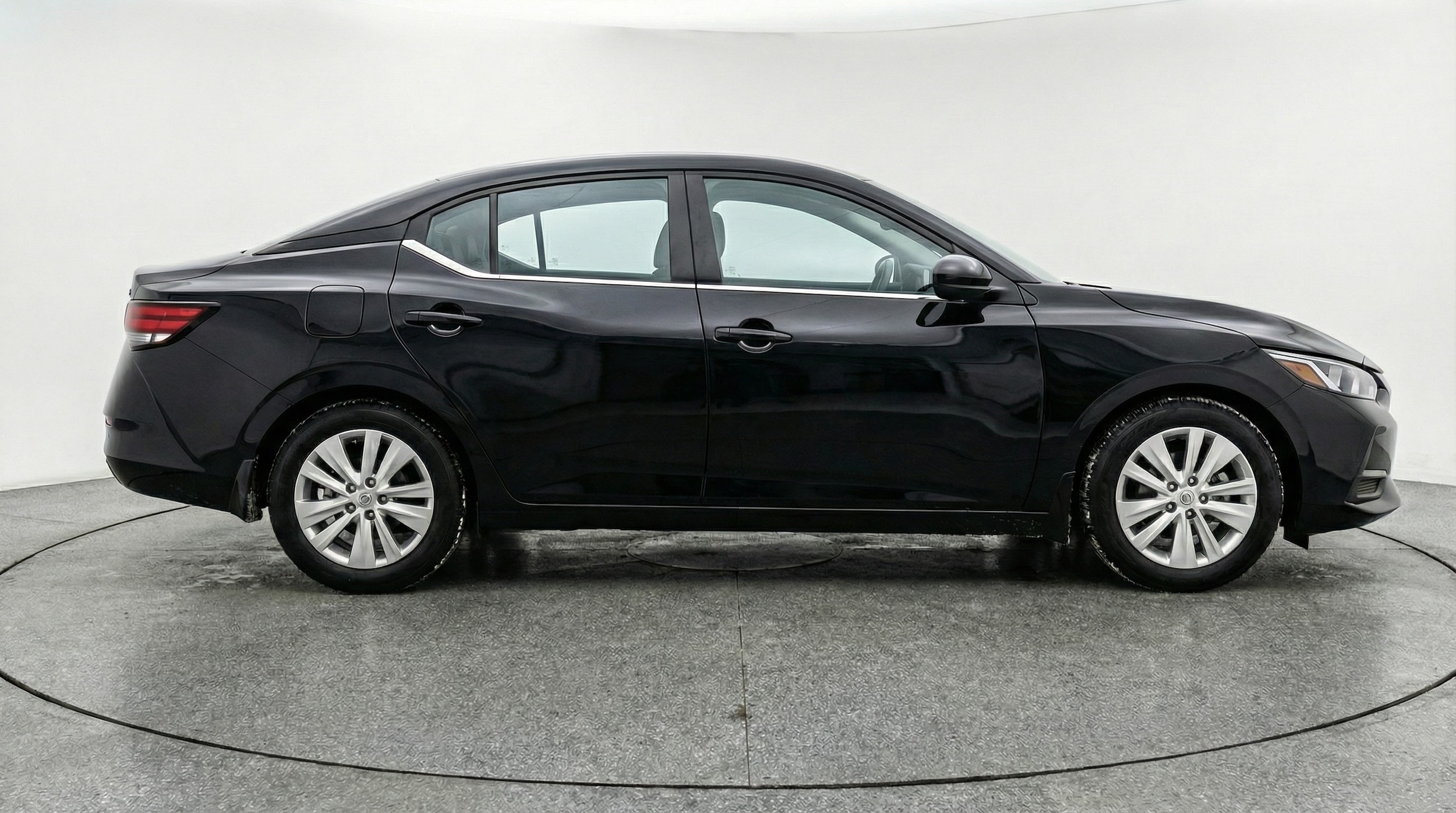 Thumbnail: 2025 Nissan Sentra - 8
